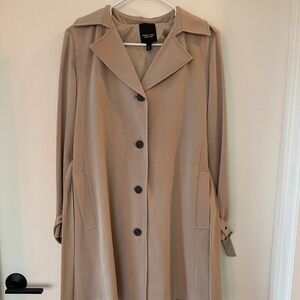 XS Vera Wing Trench Coat